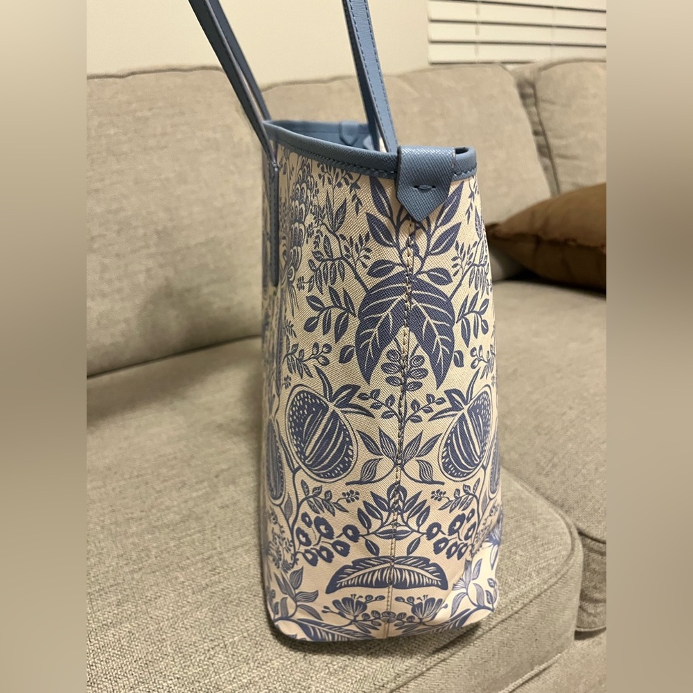 Rifle Paper Co. “Everyday Tote” in Pomegranate - Picture 6 of 15